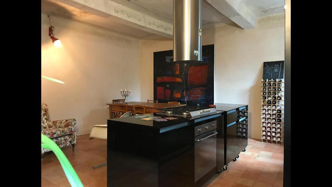 Apartamento Casa Luminosa Con Giardino In Centro Storico Reggio Emilia Exterior foto